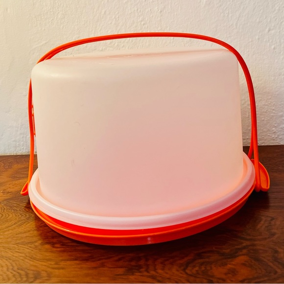 Vintage Orange Tupperware Cake Carrier EUC - Picture 6 of 6